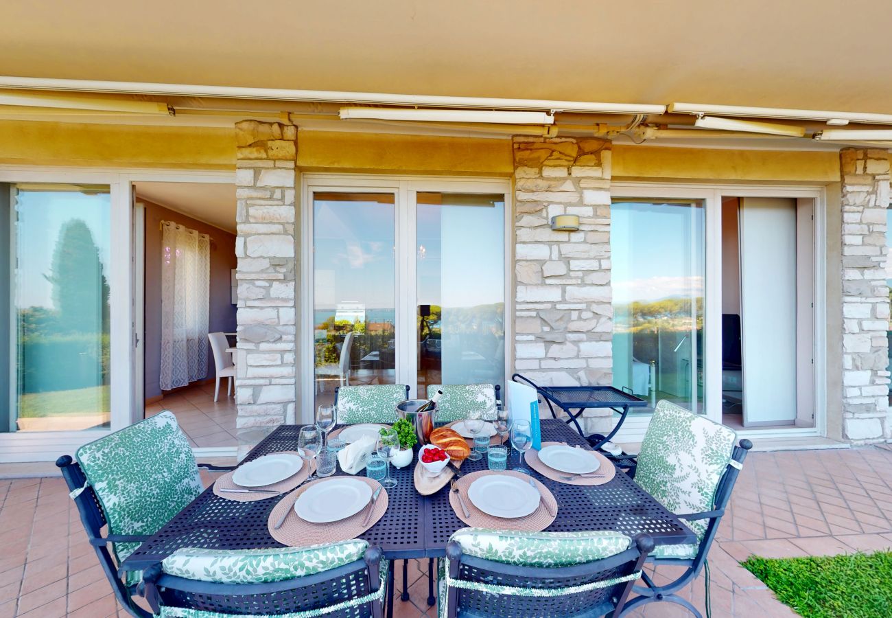 Ferienwohnung in Moniga del Garda - Agape Apartment by Bookinggardalake