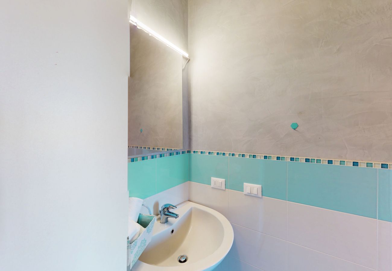 Ferienwohnung in Moniga del Garda - Horizon luxury lake view by Bookinggardalake