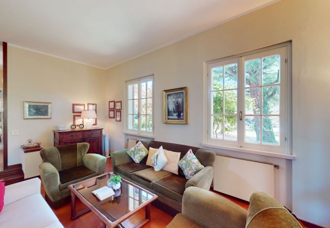 Villa in Sirmione - Valentine's Lakeside Villa by Bookinggardalake Villa in Sirmione - Valentine's Lakeside Villa by Bookinggardalake