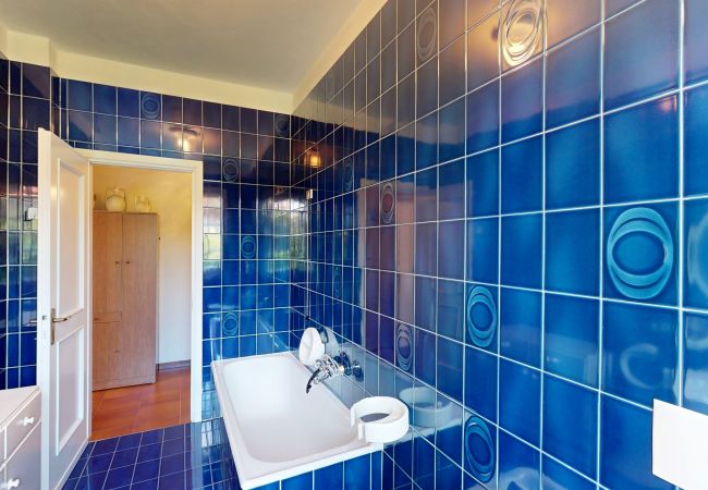 Villa in Sirmione - Valentine's Lakeside Villa by Bookinggardalake Villa in Sirmione - Valentine's Lakeside Villa by Bookinggardalake