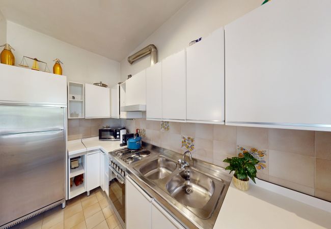 Villa in Sirmione - Valentine's Lakeside Villa by Bookinggardalake Villa in Sirmione - Valentine's Lakeside Villa by Bookinggardalake