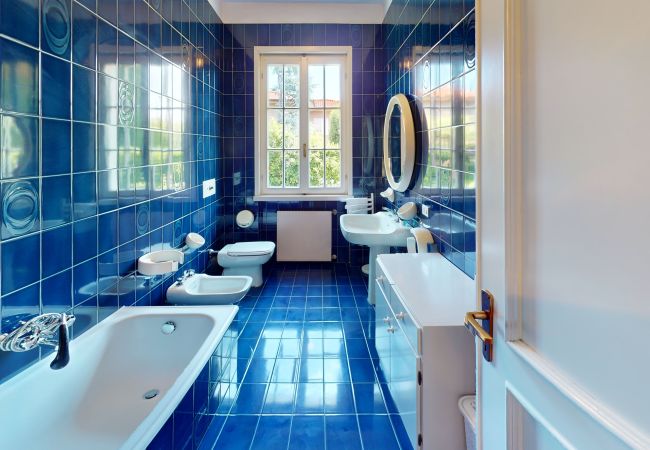 Villa in Sirmione - Valentine's Lakeside Villa by Bookinggardalake Villa in Sirmione - Valentine's Lakeside Villa by Bookinggardalake