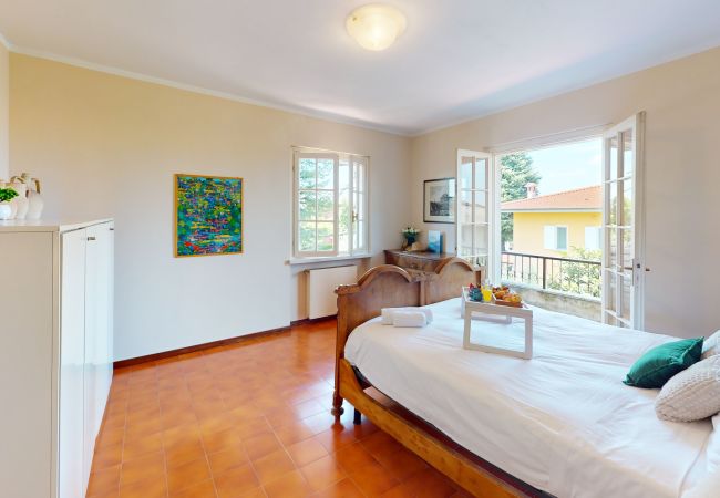 Villa in Sirmione - Valentine's Lakeside Villa by Bookinggardalake Villa in Sirmione - Valentine's Lakeside Villa by Bookinggardalake