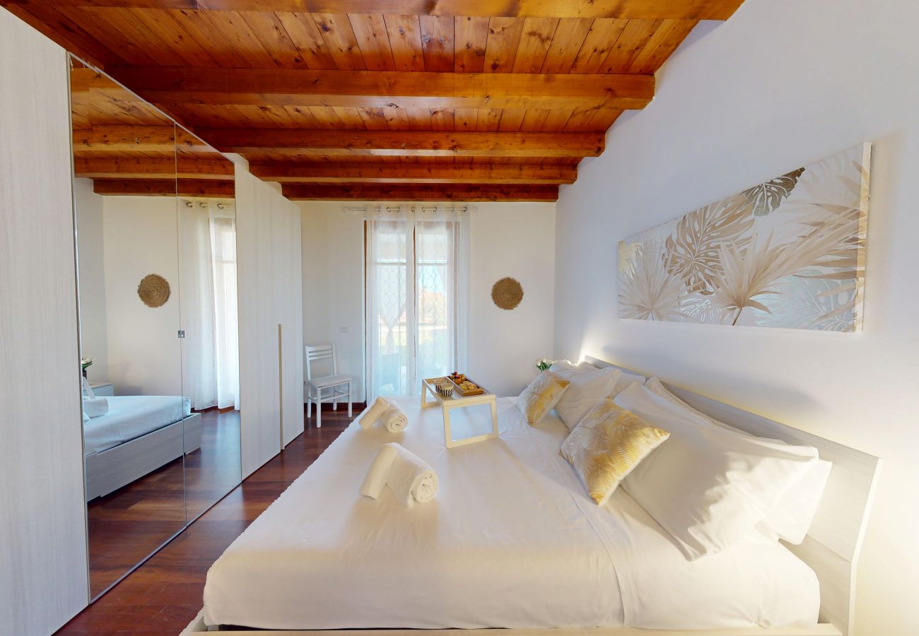 Ferienwohnung in Manerba del Garda - Ulivo Apartment By Bookinggardalake