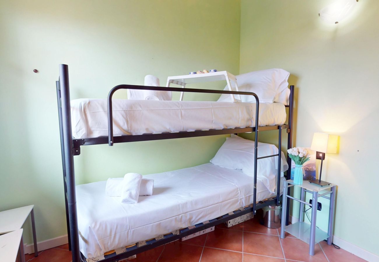 Ferienwohnung in Manerba del Garda - Borgo Torchio H3 ByBookinggardalake