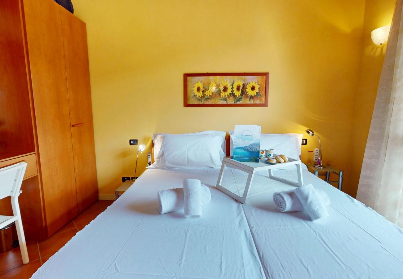 Ferienwohnung in Manerba del Garda - Borgo Torchio H3 ByBookinggardalake