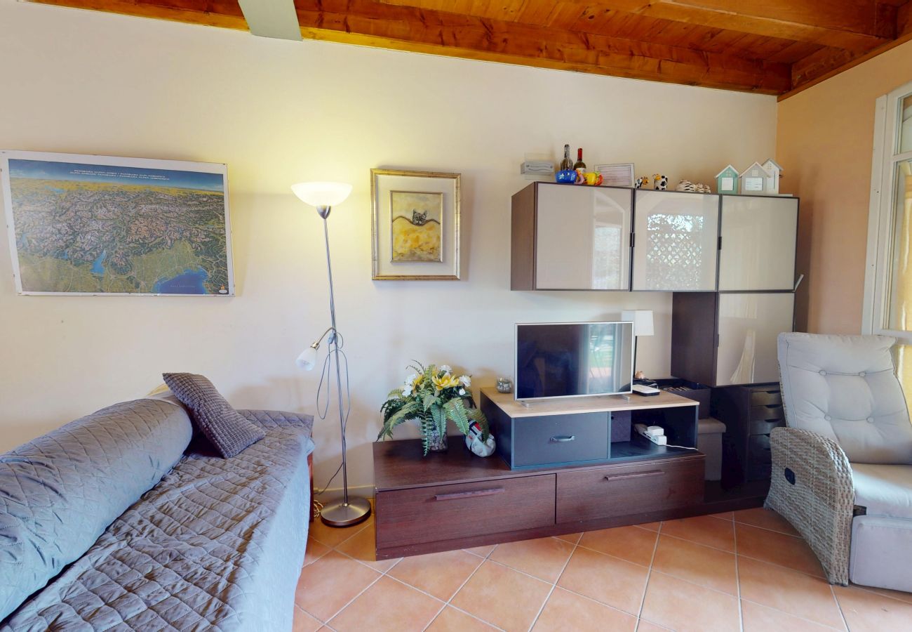 Ferienwohnung in Manerba del Garda - Borgo Torchio H3 ByBookinggardalake