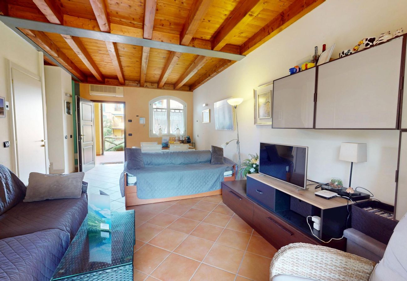 Ferienwohnung in Manerba del Garda - Borgo Torchio H3 ByBookinggardalake