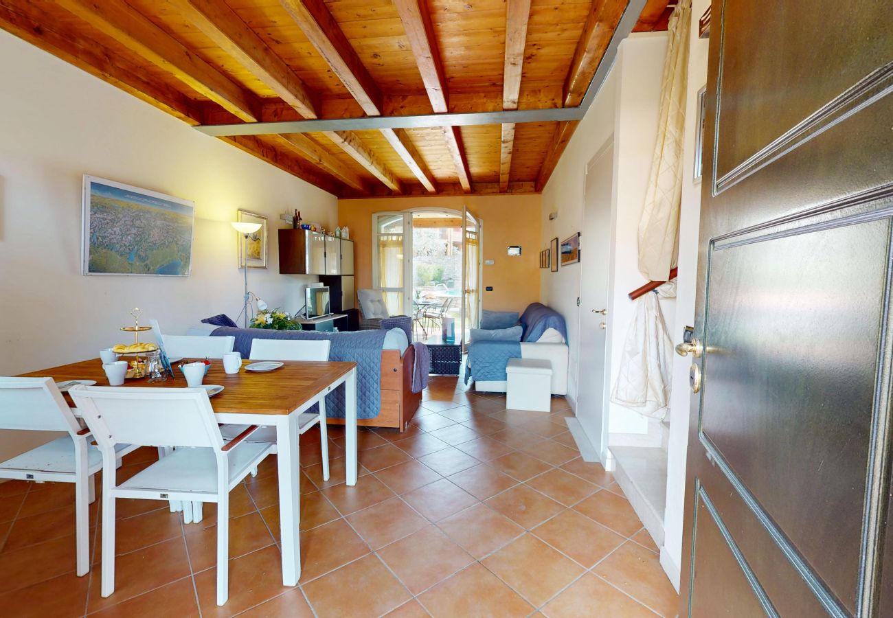 Ferienwohnung in Manerba del Garda - Borgo Torchio H3 ByBookinggardalake