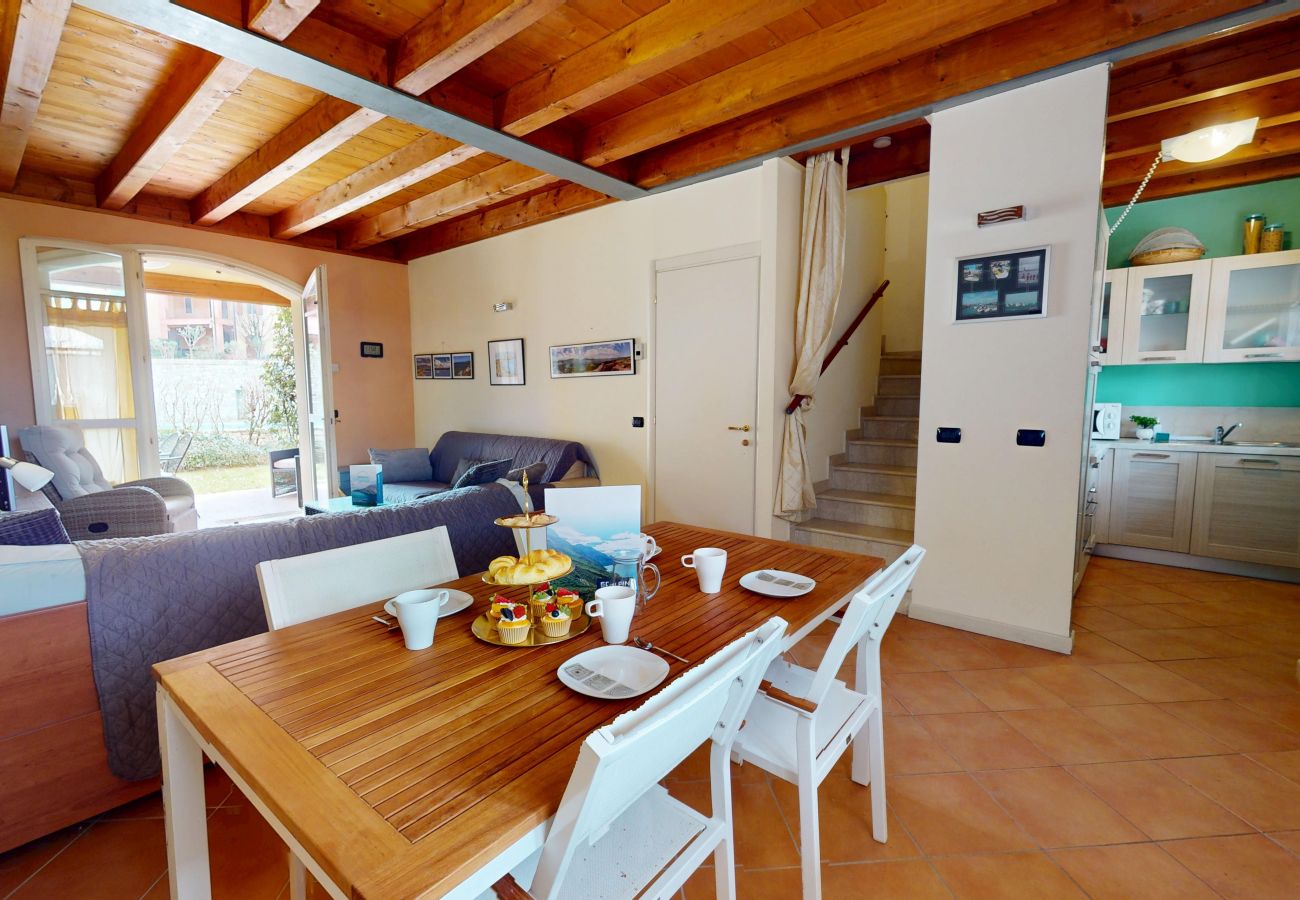 Ferienwohnung in Manerba del Garda - Borgo Torchio H3 ByBookinggardalake