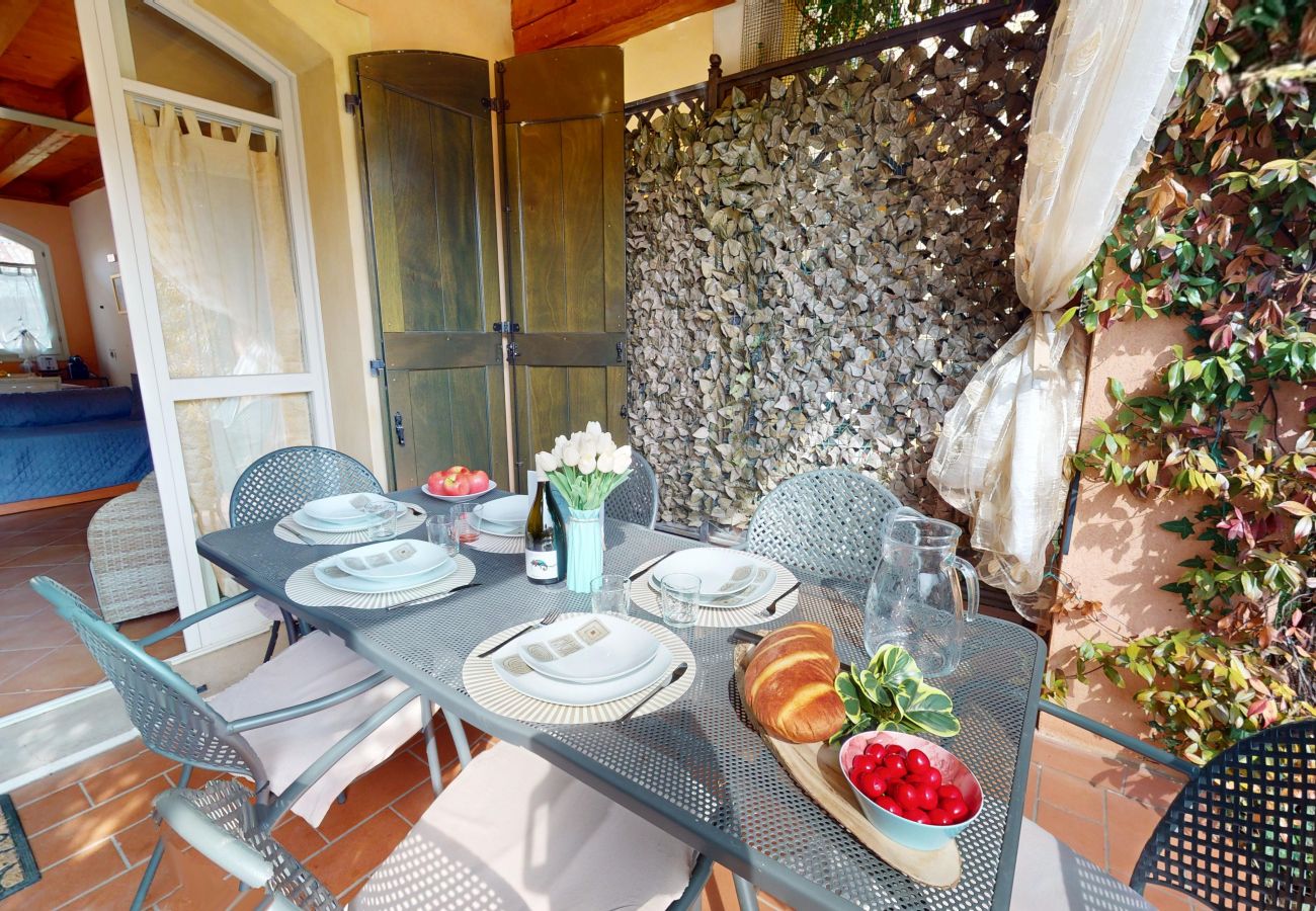 Ferienwohnung in Manerba del Garda - Borgo Torchio H3 ByBookinggardalake