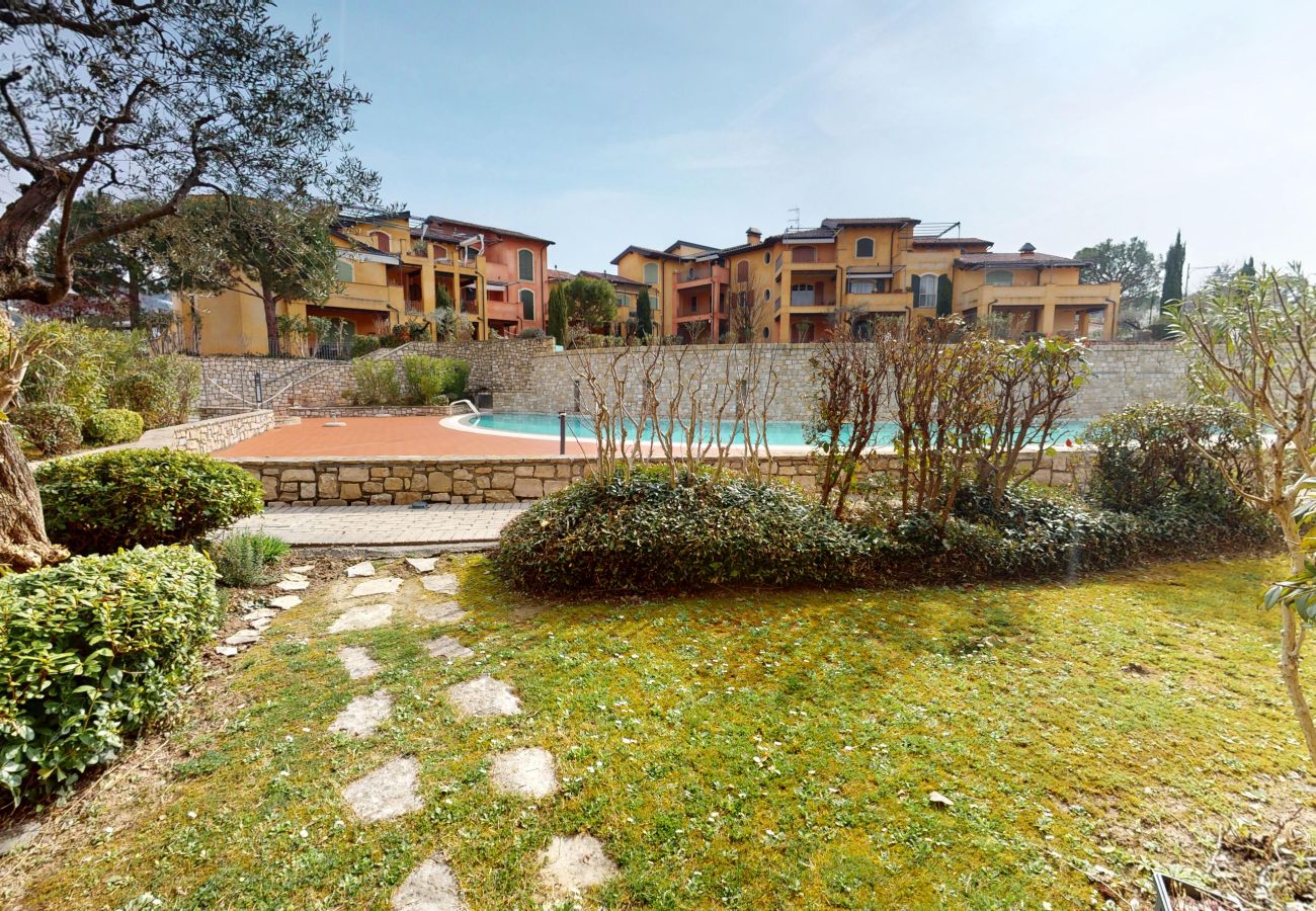 Ferienwohnung in Manerba del Garda - Borgo Torchio H3 ByBookinggardalake