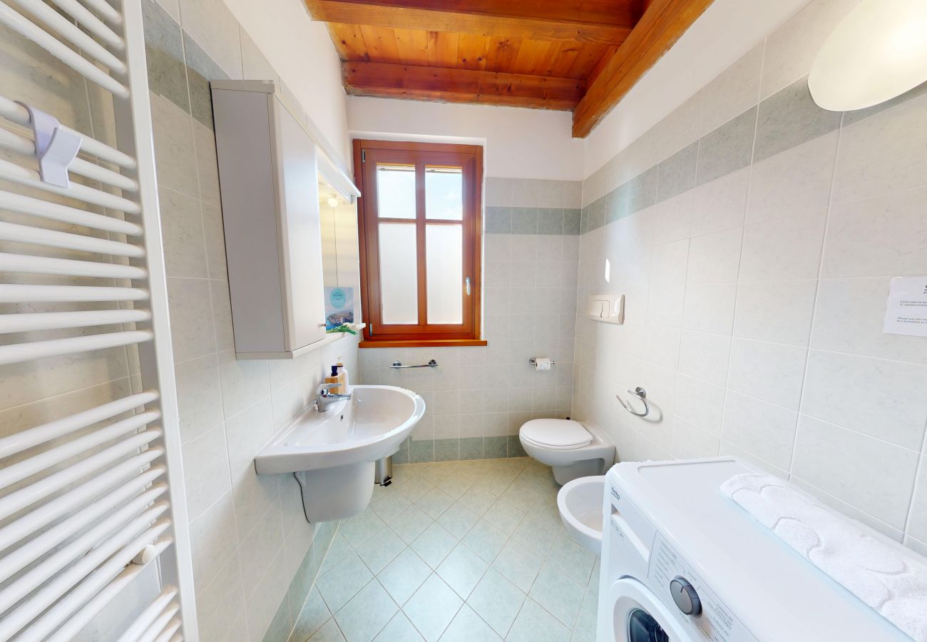 Ferienwohnung in Manerba del Garda - Sakura House By Bookinggardalake