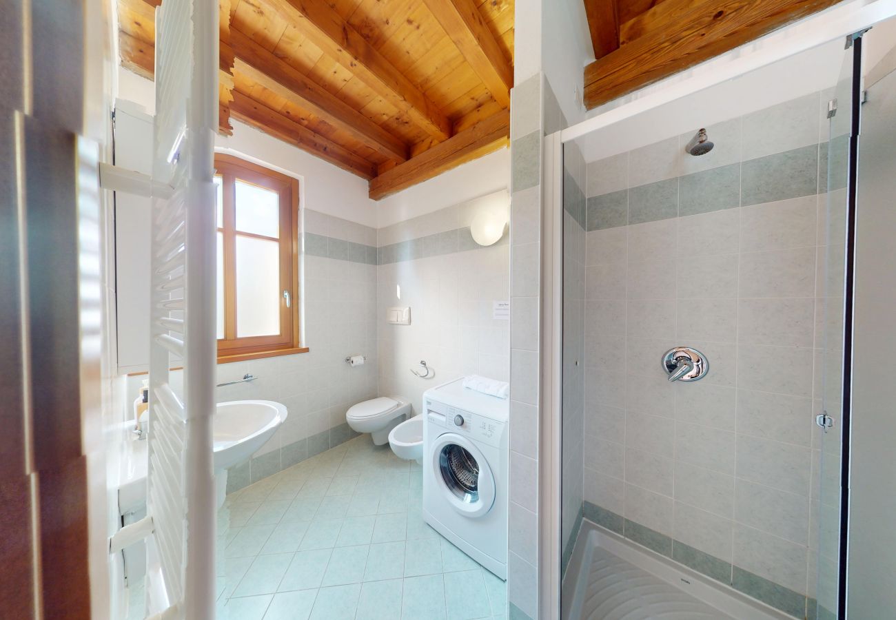 Ferienwohnung in Manerba del Garda - Sakura House By Bookinggardalake