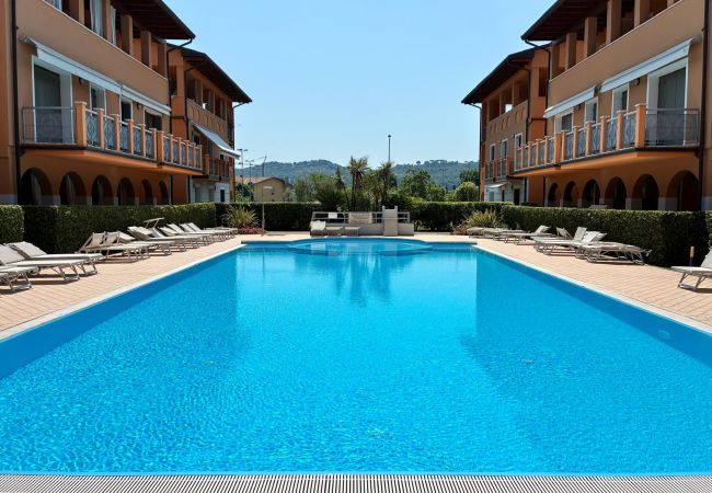 Ferienwohnung in Salò - Freestyle Apartment By Bookinggardalake