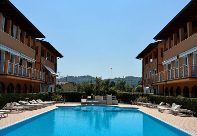 Ferienwohnung in Salò - Freestyle Apartment By Bookinggardalake
