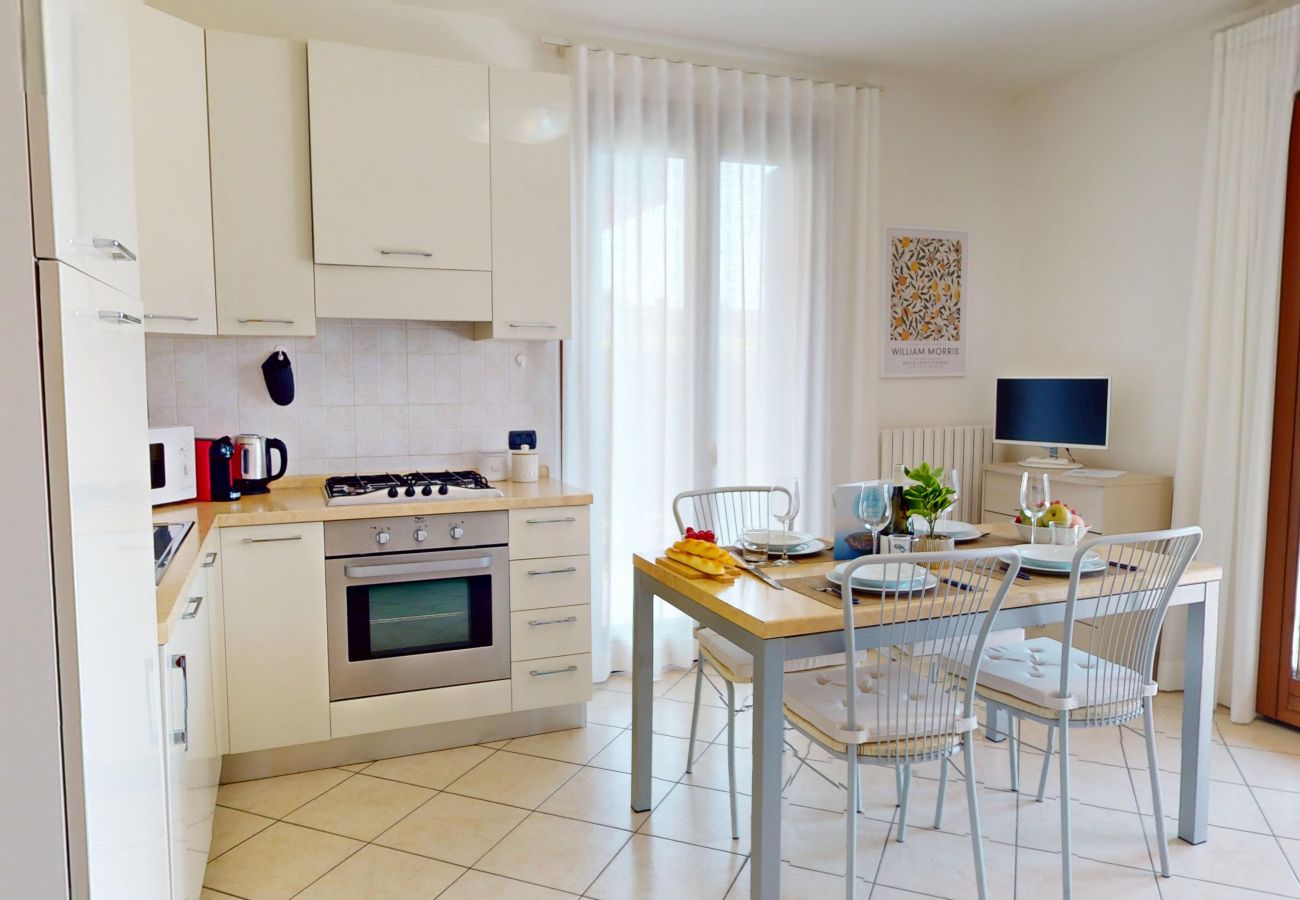 Ferienwohnung in Salò - Freestyle Apartment By Bookinggardalake