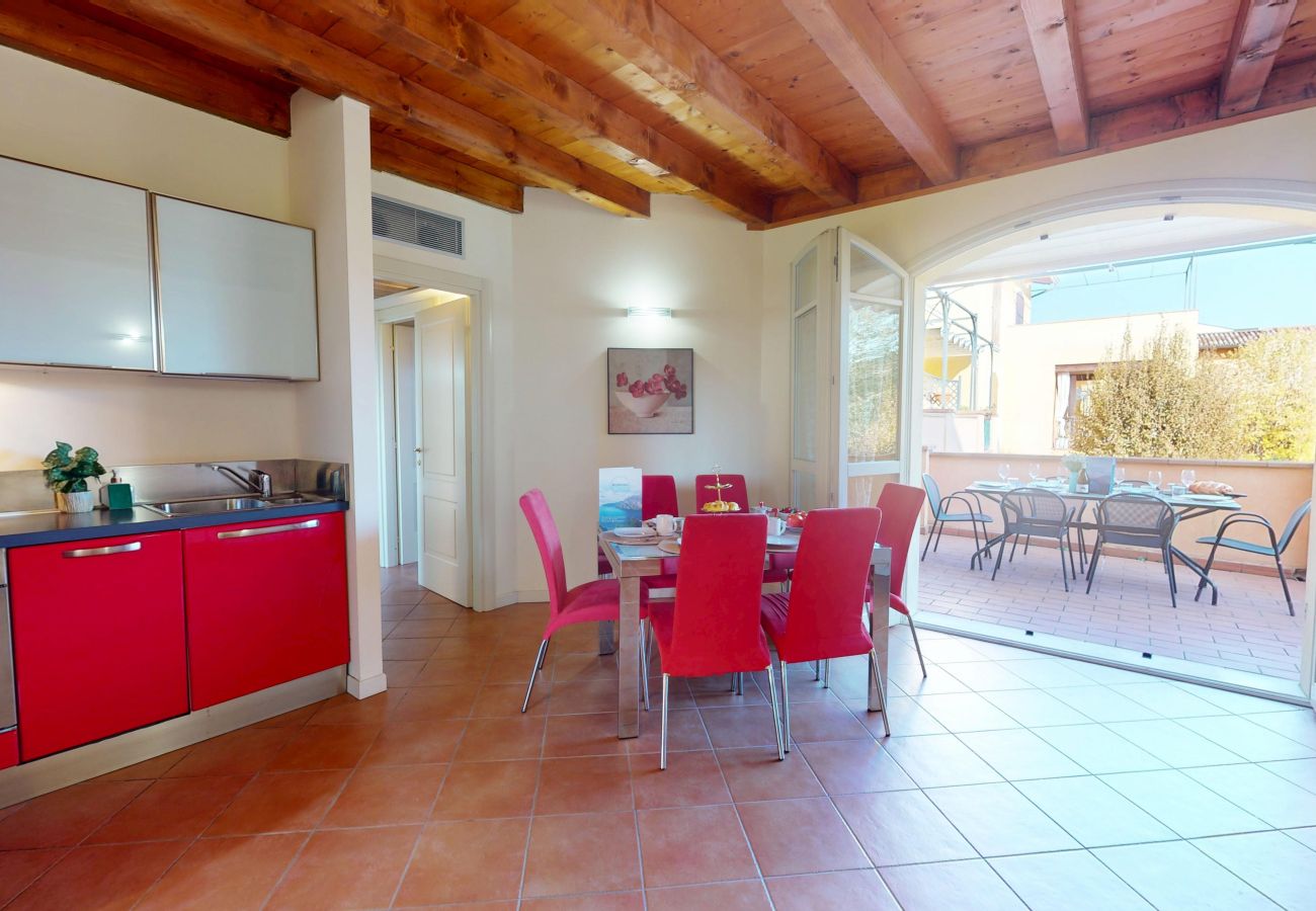 Ferienwohnung in Manerba del Garda - Borgo Torchio F23 By Bookinggardalake