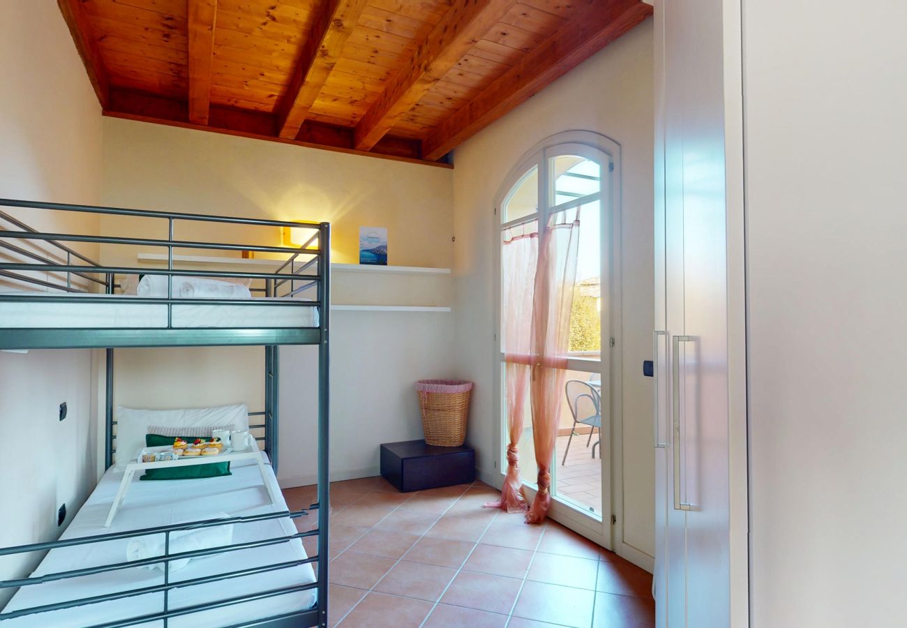 Ferienwohnung in Manerba del Garda - Borgo Torchio F23 By Bookinggardalake