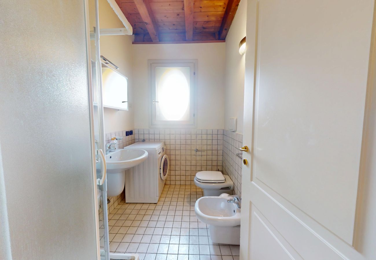 Ferienwohnung in Manerba del Garda - Borgo Torchio F23 By Bookinggardalake