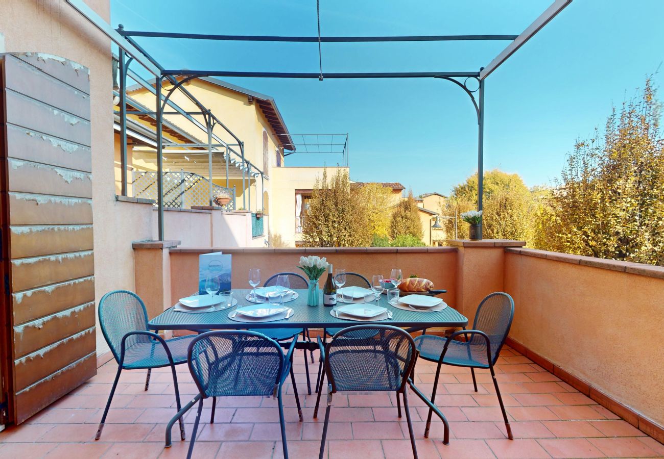 Ferienwohnung in Manerba del Garda - Borgo Torchio F23 By Bookinggardalake