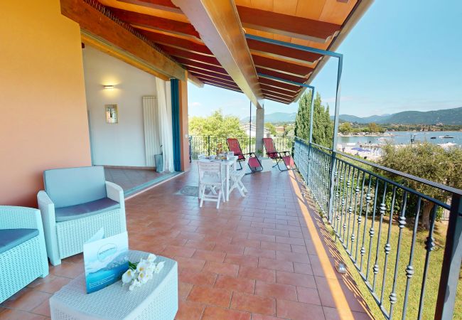 Ferienwohnung in Manerba del Garda - Lido Apartment by Booking Garda Lake