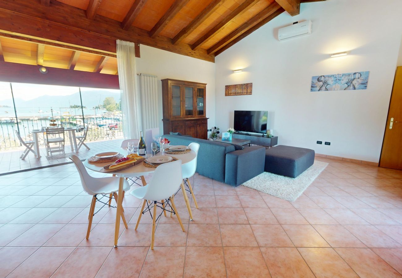 Ferienwohnung in Manerba del Garda - Lido Apartment by Booking Garda Lake