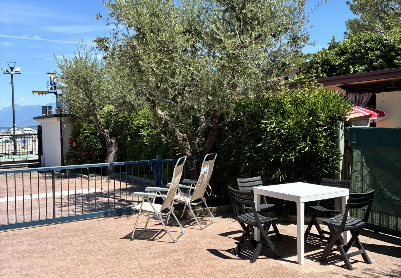 Ferienwohnung in Manerba del Garda - Spiaggia Apartment by Booking Garda Lake