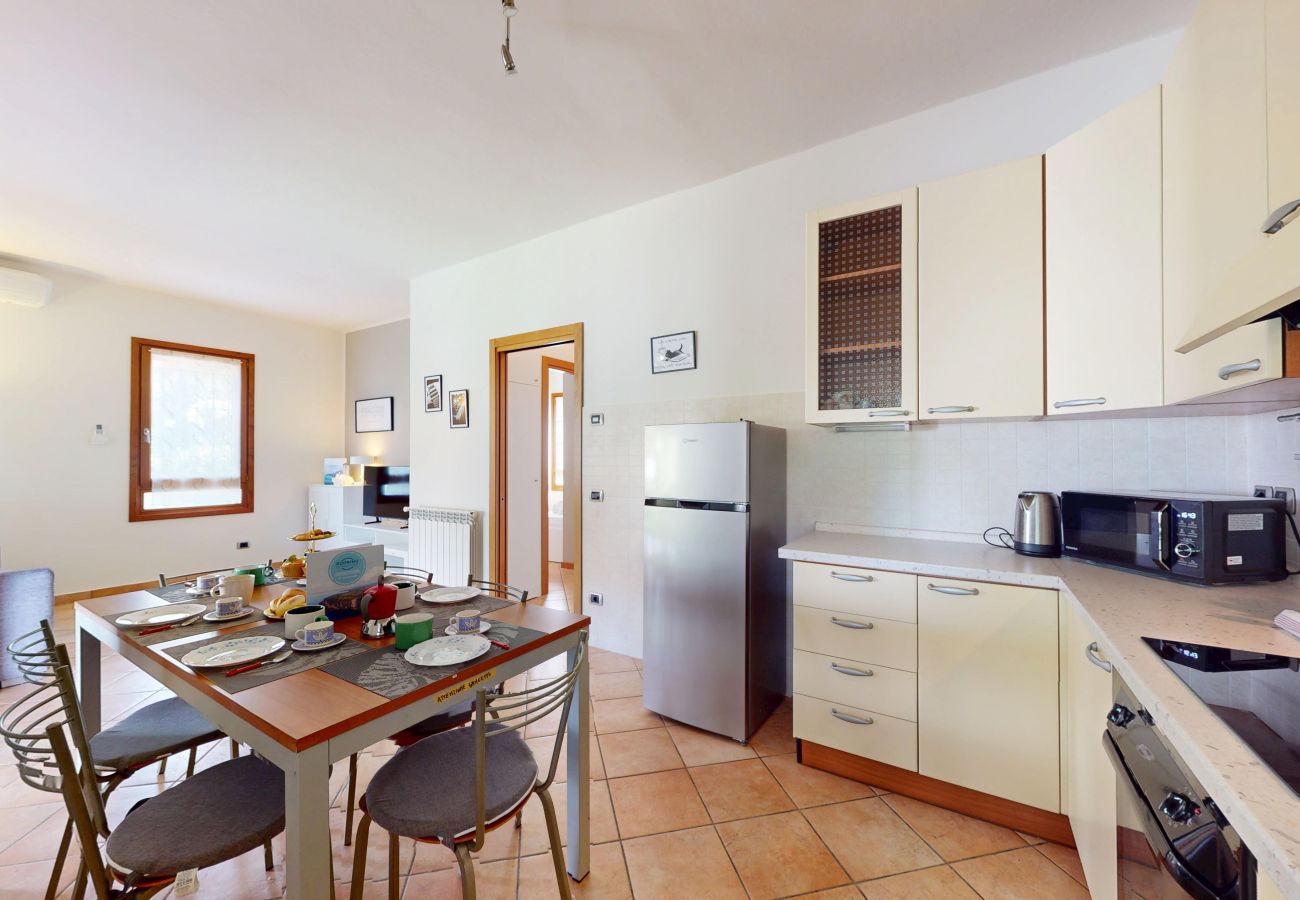 Villa in Manerba del Garda - Villa Dolce Riva Lake Escape by bookinggardalake