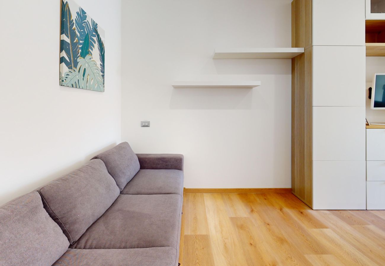 Ferienwohnung in Puegnago sul Garda - Garda Hub Retreat by Booking Garda Lake