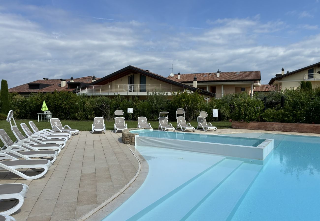 Ferienwohnung in Sirmione - Sirmio Dream View Suite by Bookinggardalake