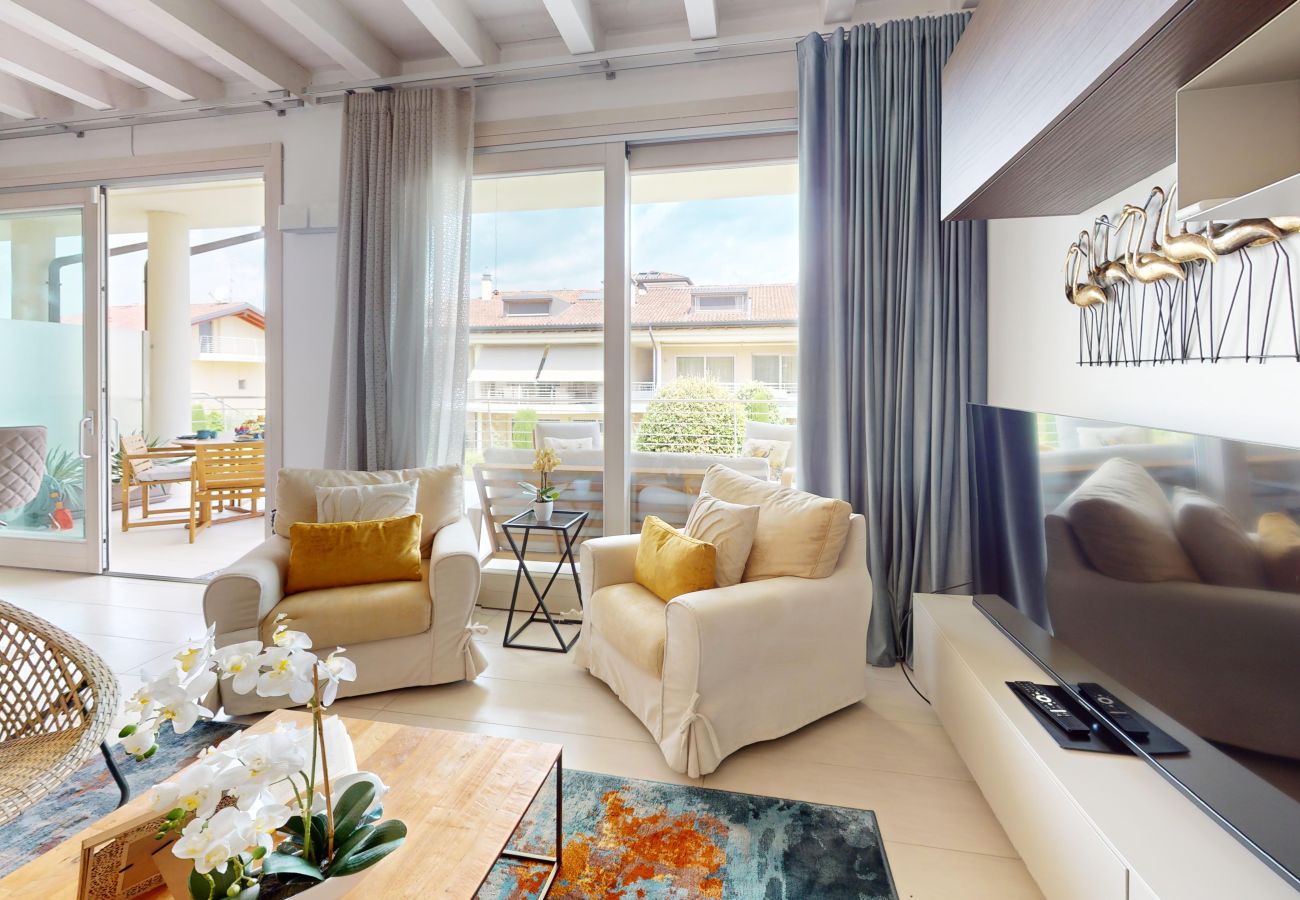 Ferienwohnung in Sirmione - Sirmio Dream View Suite by Bookinggardalake