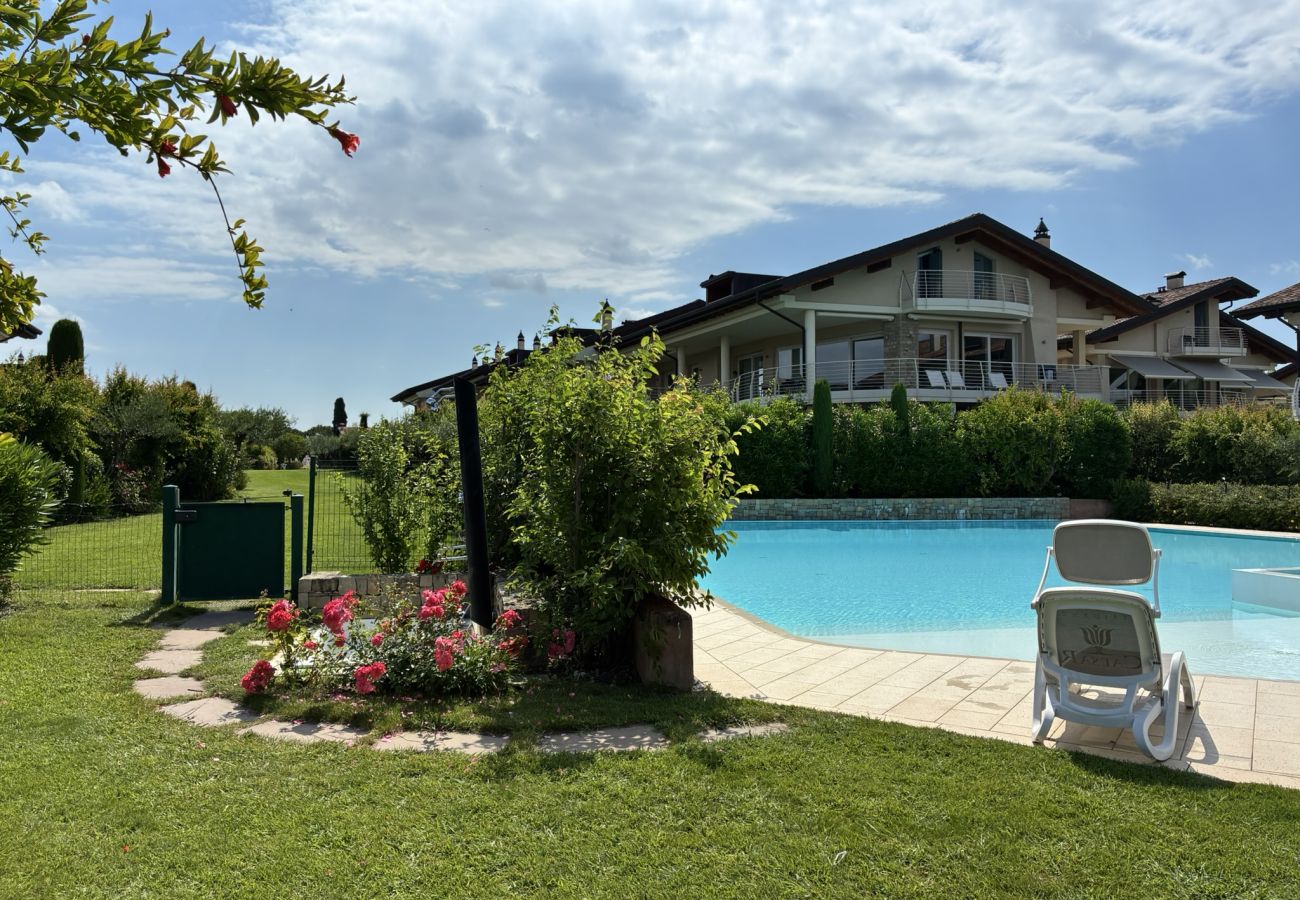 Ferienwohnung in Sirmione - Sirmio Dream View Suite by Bookinggardalake