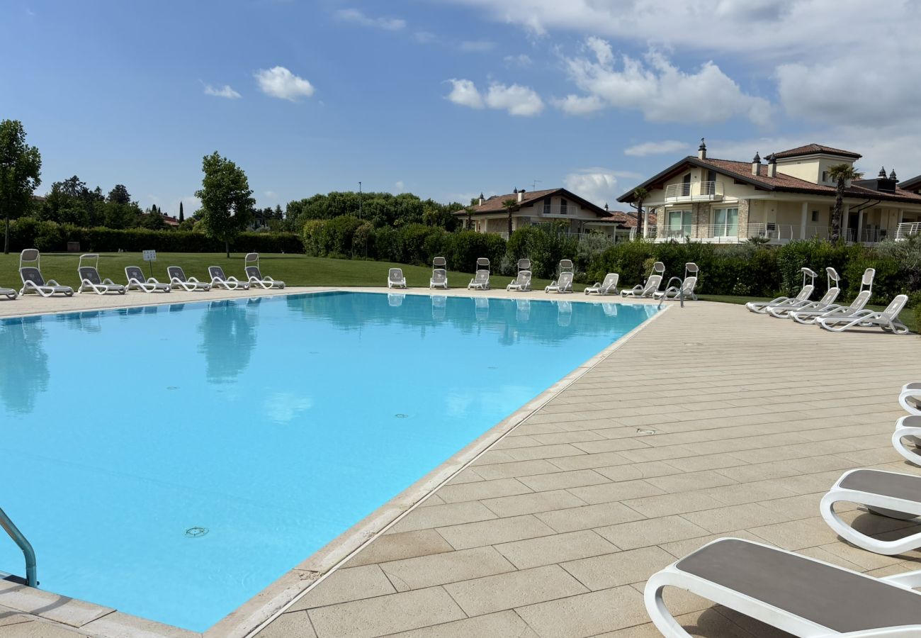 Ferienwohnung in Sirmione - Sirmio Dream View Suite by Bookinggardalake
