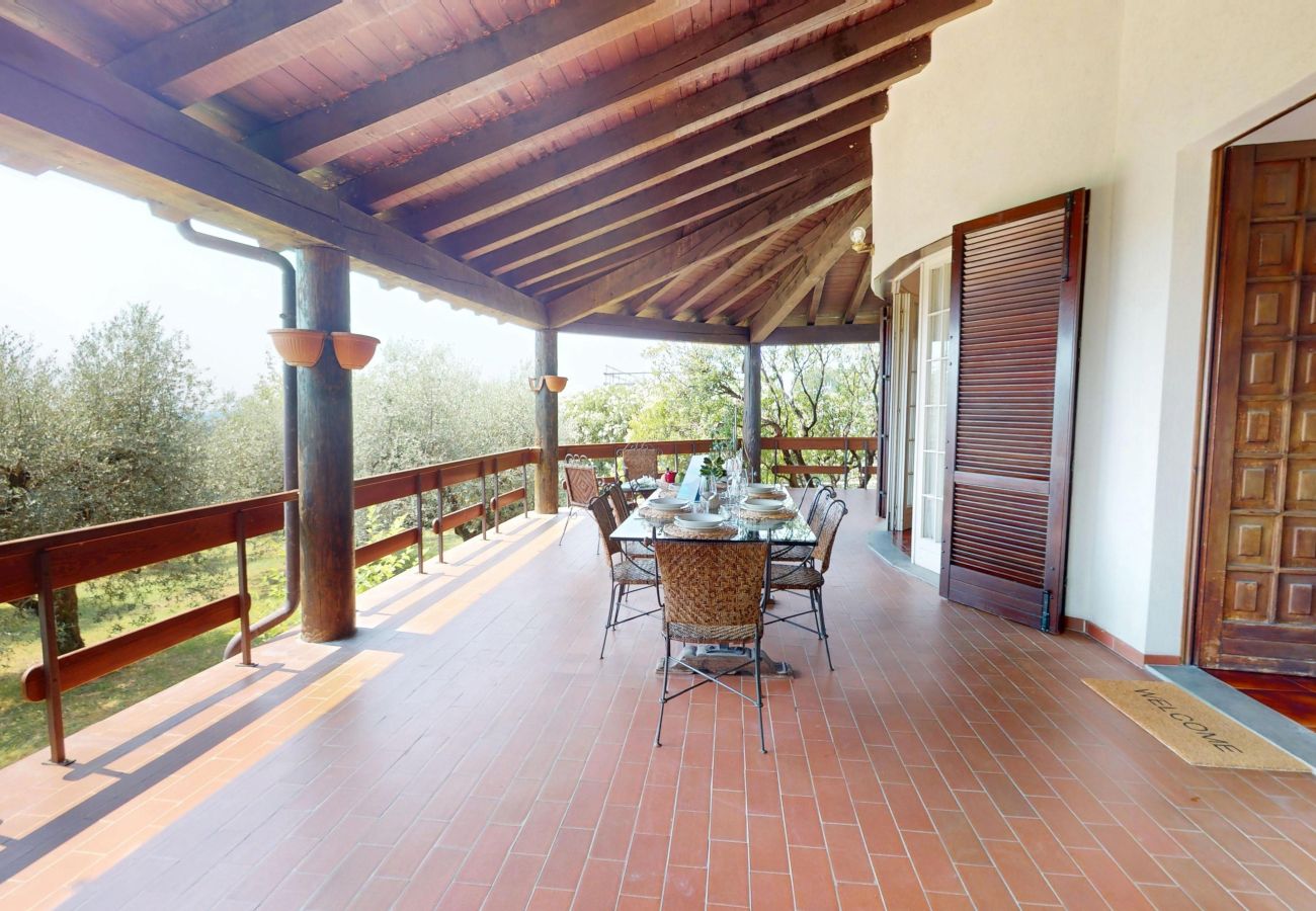 Villa in Soiano del Lago - Villa Sunset lakeview-private pool-by Booking Gard