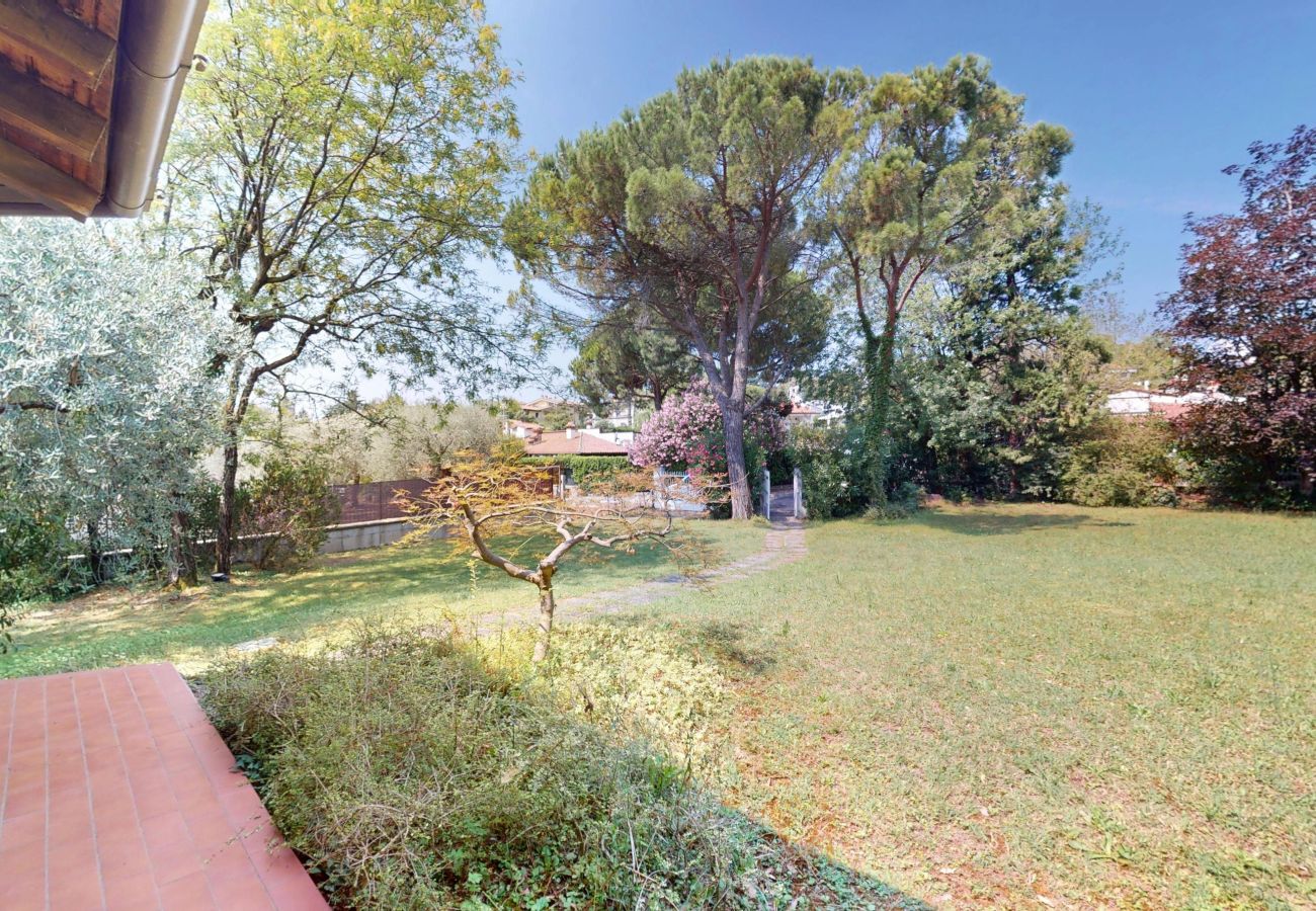 Villa in Soiano del Lago - Villa Sunset lakeview-private pool-by Booking Gard