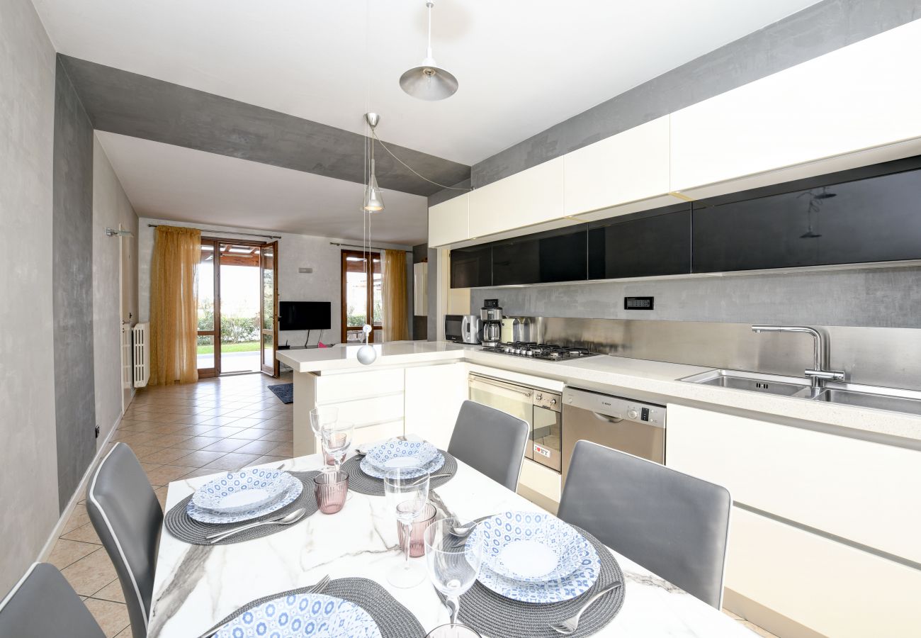 Apartment in Manerba del Garda - Maison Elisa a Manerba By Bookinggardalake Apartment in Manerba del Garda - Maison Elisa a Manerba By Bookinggardalake