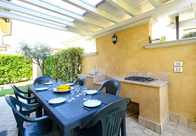 Villa in Manerba del Garda - Villa Iris a Manerba del Garda By Bookinggardalake Villa in Manerba del Garda - Villa Iris a Manerba del Garda By Bookinggardalake