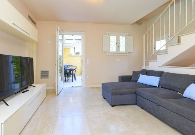 Villa in Manerba del Garda - Villa Iris a Manerba del Garda By Bookinggardalake Villa in Manerba del Garda - Villa Iris a Manerba del Garda By Bookinggardalake