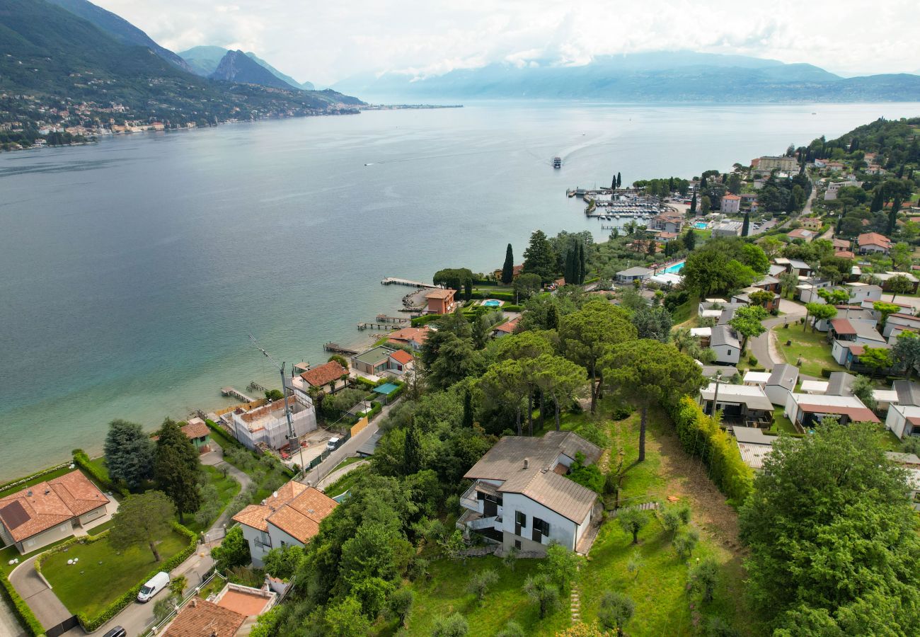 Villa in San Felice del Benaco - Villa Elvira wonderful view  By Bookinggardalake