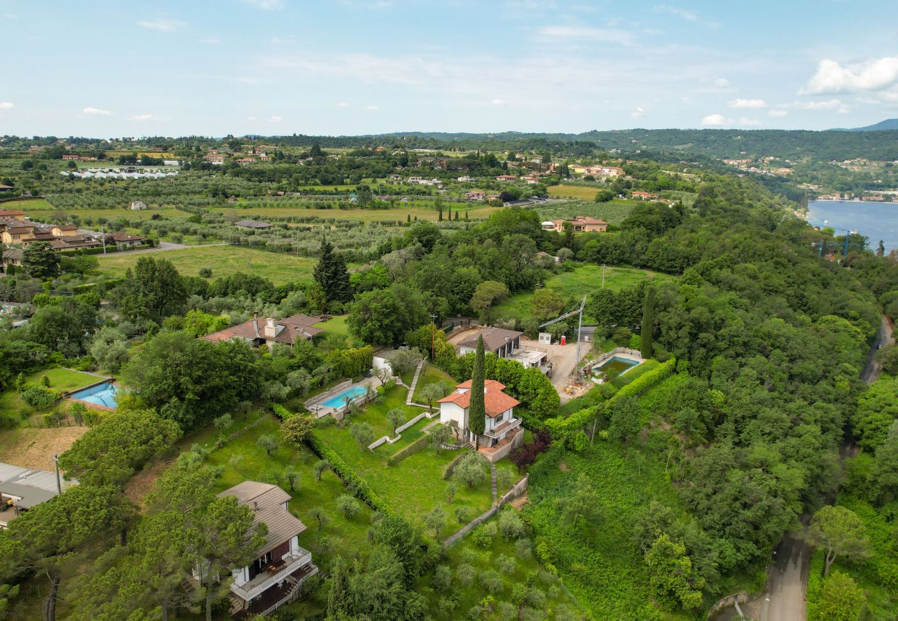 Villa in San Felice del Benaco - Villa Elvira wonderful view  By Bookinggardalake