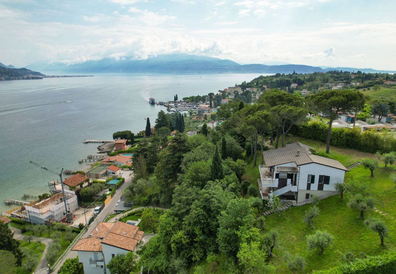 Villa in San Felice del Benaco - Villa Elvira wonderful view  By Bookinggardalake