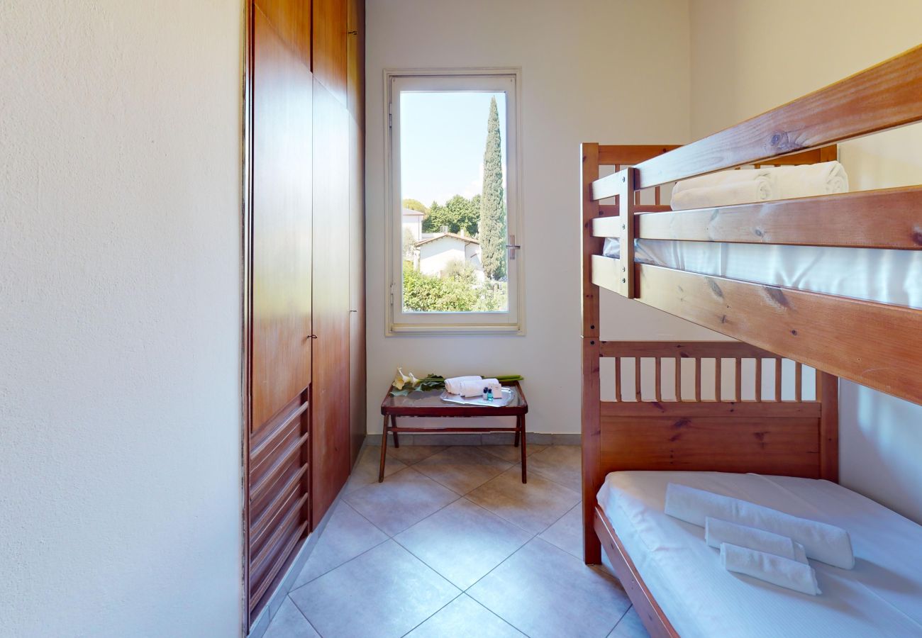 Villa in San Felice del Benaco - Villa Elvira wonderful view  By Bookinggardalake