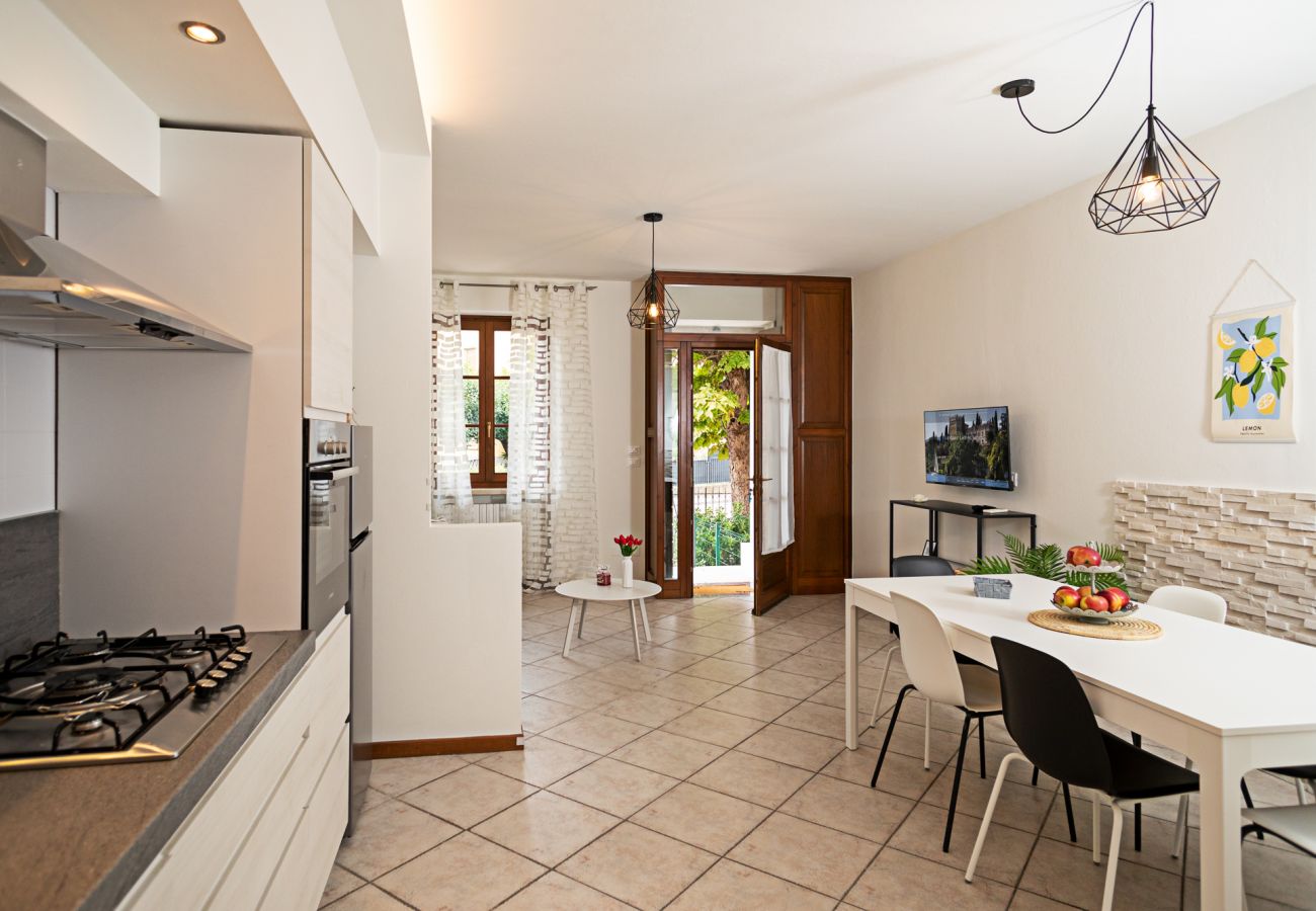 Terraced House in Bardolino - TOWNHOUSE 71