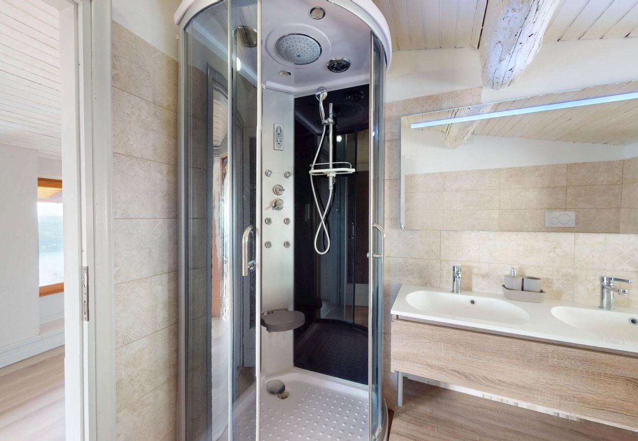 Apartment in Salò - ATTICO AGATA magic lake view By Bookinggardala