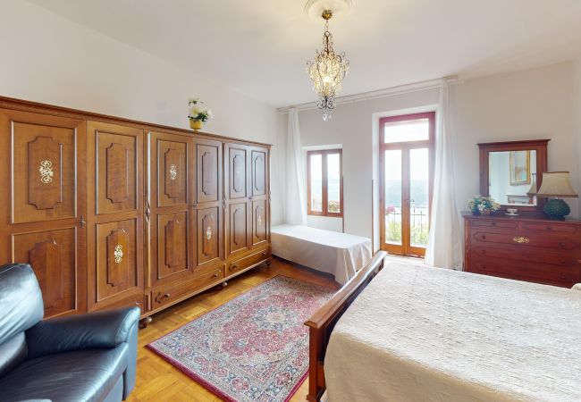 Apartment in Salò - Casale Massina QUARZO a Salò By Bookinggardalake Apartment in Salò - Casale Massina QUARZO a Salò By Bookinggardalake