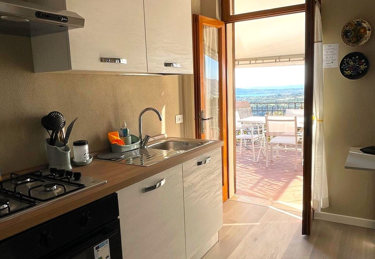 Apartment in Salò - Apt QUARZO Salò magic lake view By Bookinggardalak