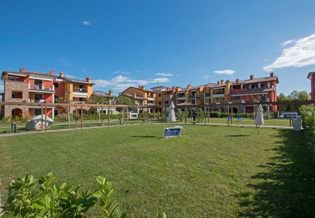 Apartment in Sirmione - Appartamento Le Vele By Bookinggardalake Apartment in Sirmione - Appartamento Le Vele By Bookinggardalake