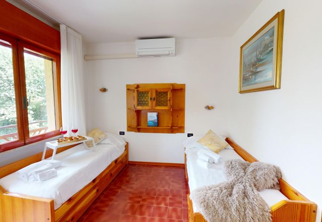 Apartment in Manerba del Garda - Bellavista CRB By Bookinggardalake Apartment in Manerba del Garda - Bellavista CRB By Bookinggardalake