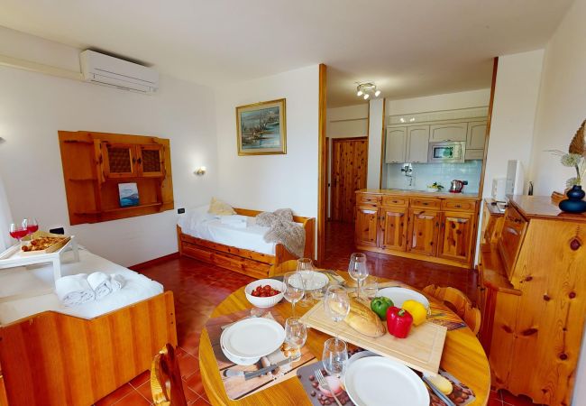 Apartment in Manerba del Garda - Bellavista CRB By Bookinggardalake Apartment in Manerba del Garda - Bellavista CRB By Bookinggardalake